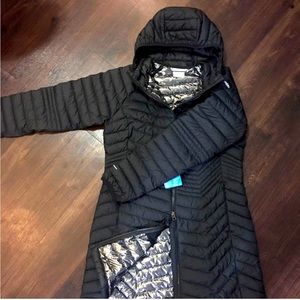 Columbia fitted puffer jackets.